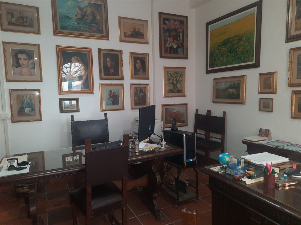 Pressi Cavour trilocale con Giardino