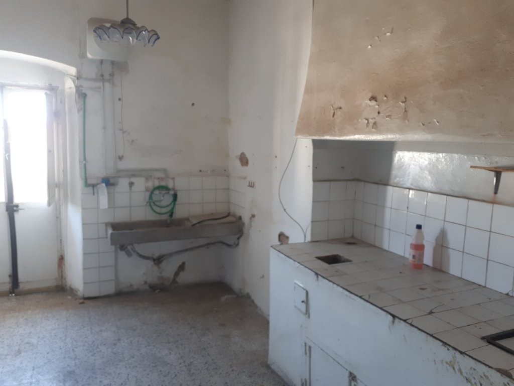 Centrale mq.110 ca vendesi